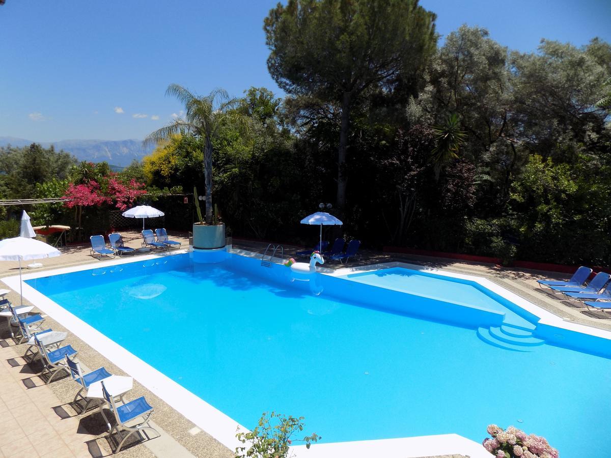 Lefkas Blue Hotel Nikiana Bagian luar foto