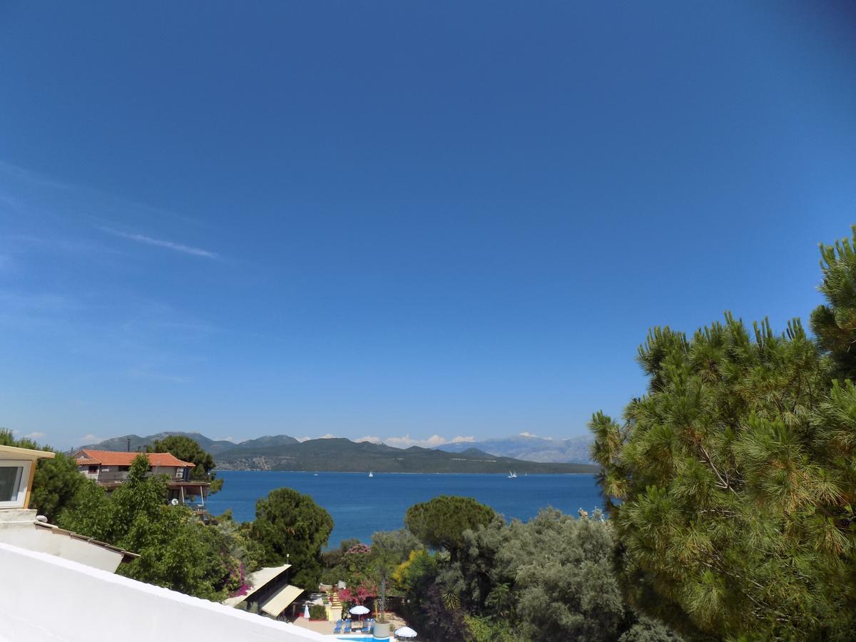 Lefkas Blue Hotel Nikiana Bagian luar foto