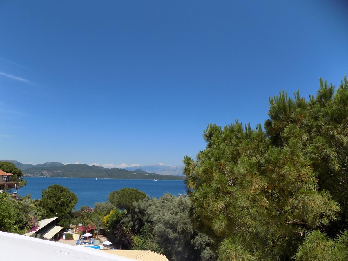 Lefkas Blue Hotel Nikiana Bagian luar foto