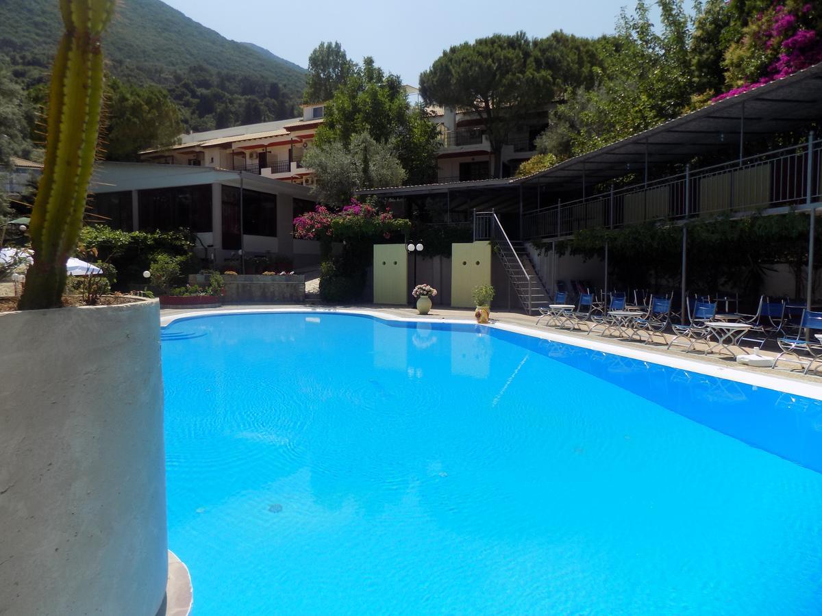 Lefkas Blue Hotel Nikiana Ruang foto
