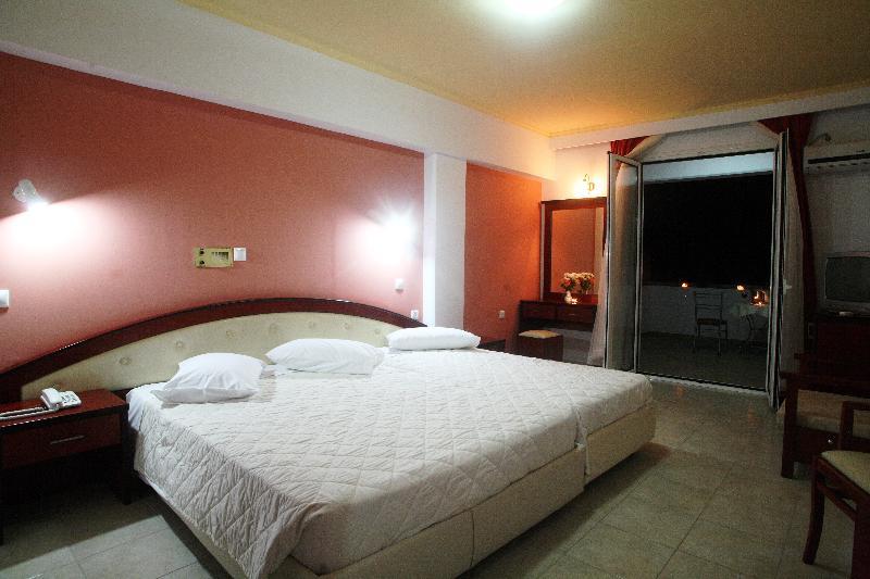 Lefkas Blue Hotel Nikiana Bagian luar foto